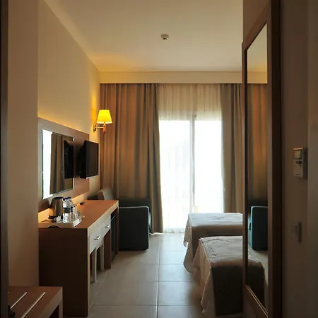 Dilekagaci Boutique And ホテル 4*